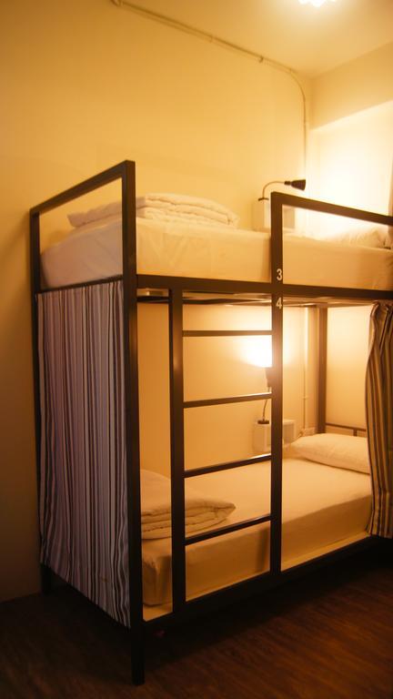 Wow Tainan Hostel Buitenkant foto